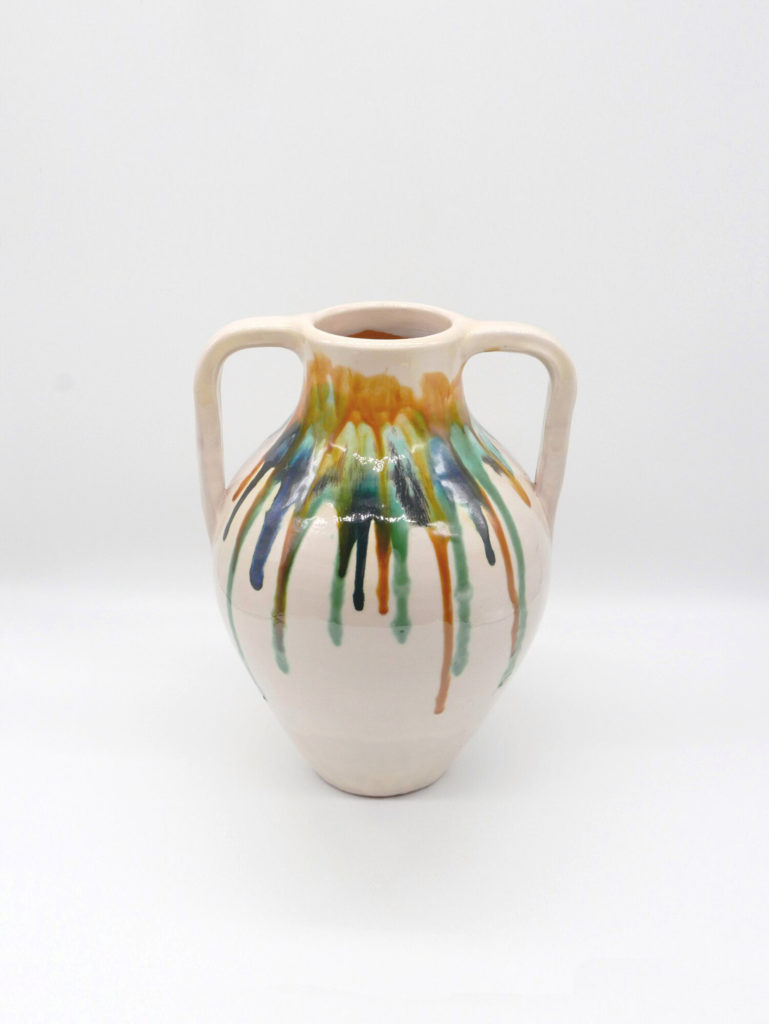 Grand vase avec anses en terre cuite